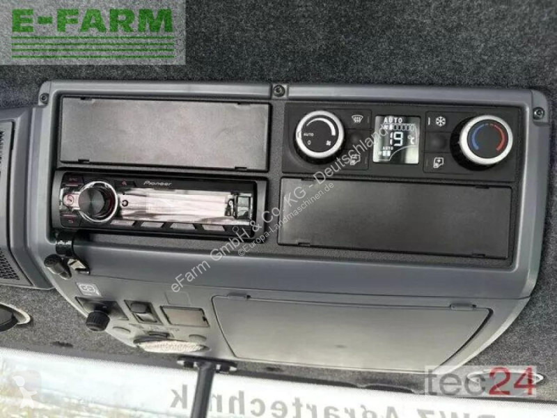 Landbrugstraktor Valtra  t235d