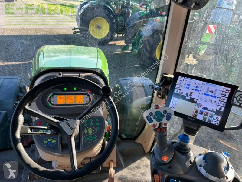 Landbrugstraktor Fendt  826 vario profiplus
