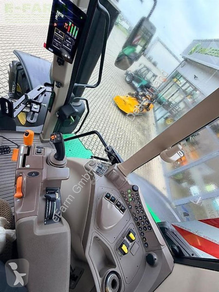 Landbrugstraktor John Deere  6m 250