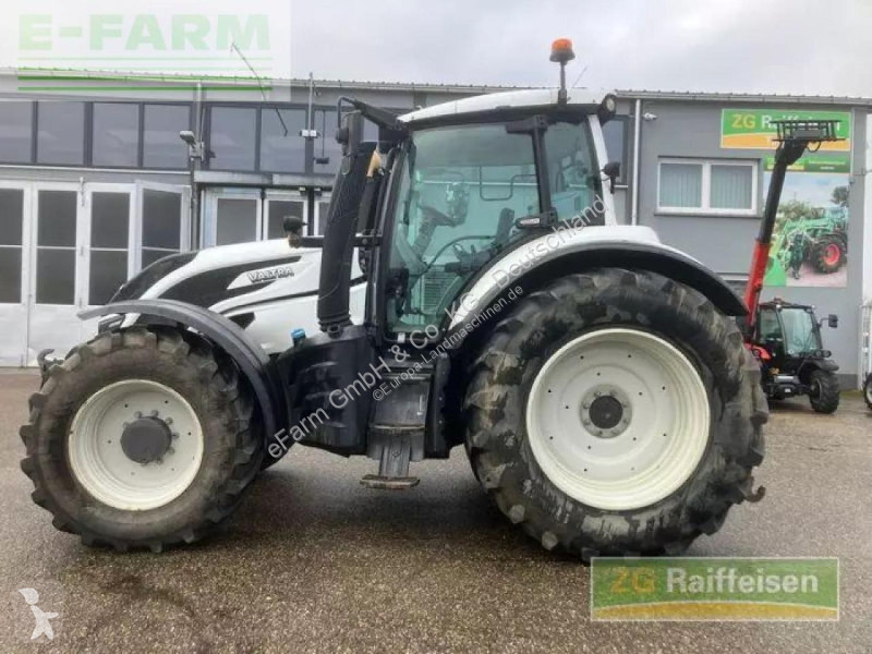 Landbrugstraktor Valtra  t174