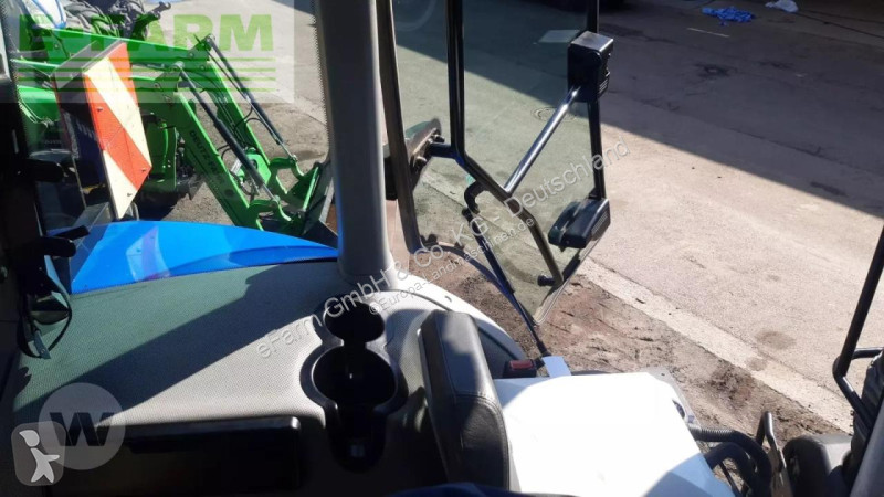 Landbrugstraktor New Holland  t8.410