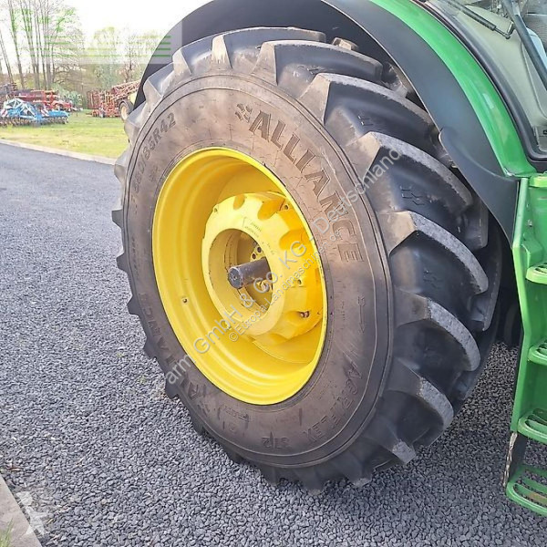 Landbrugstraktor John Deere  6215r auto powr...
