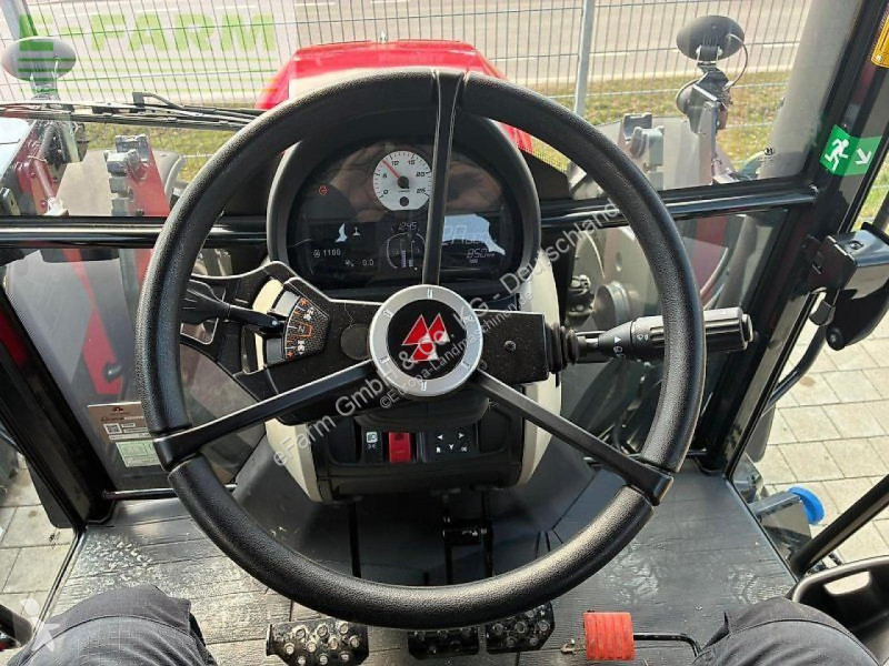 Landbrugstraktor Massey Ferguson  5711 m