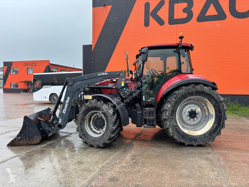Lantbrukstraktor  Farmall 105U FRONT BUCKET