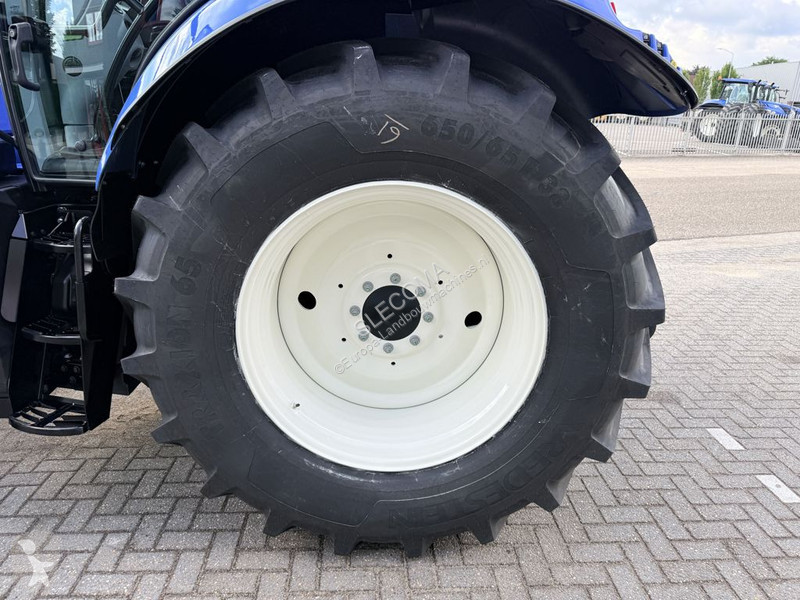 Lantbrukstraktor New Holland T6.180 AC Stage V...