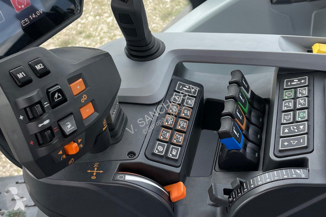 Landbrugstraktor Valtra Q 265