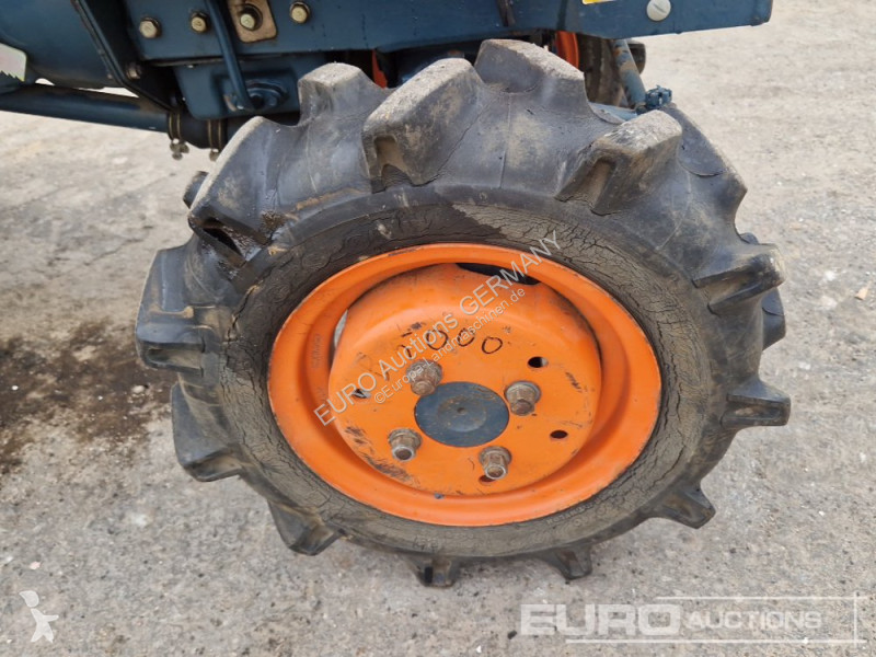 Трактор Kubota B5001