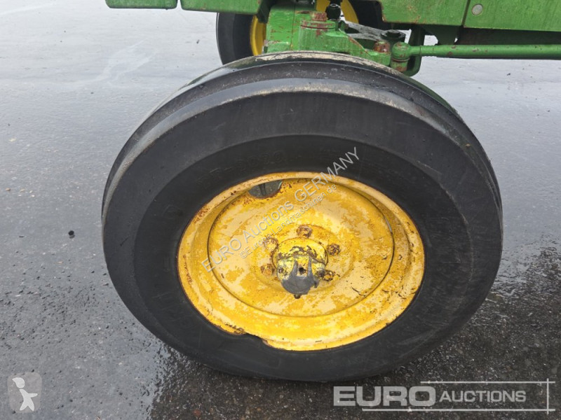 Сільськогосподарський трактор John Deere 3130