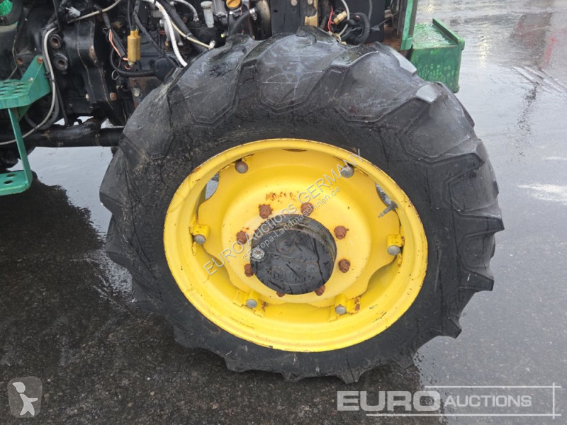 Сільськогосподарський трактор John Deere 5400