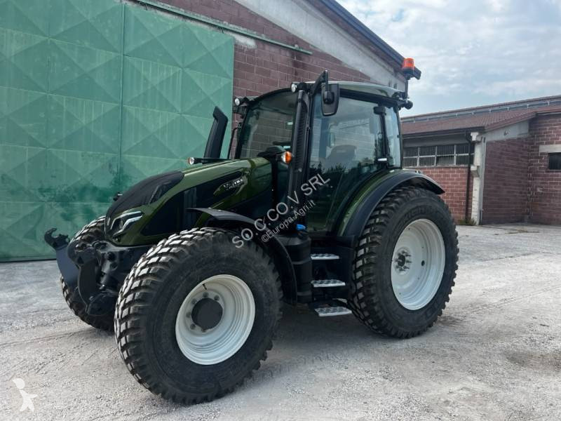 Lantbrukstraktor Valtra G125