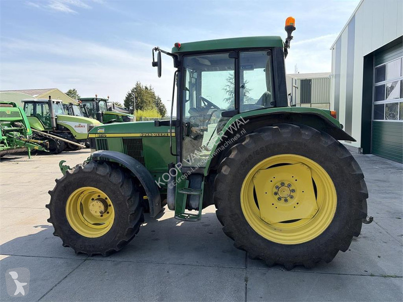 Lantbrukstraktor John Deere 6110 PQ