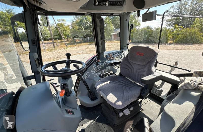 Valtra N111e tractor