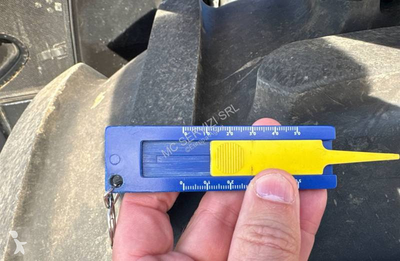 New Holland T7.270 tractor