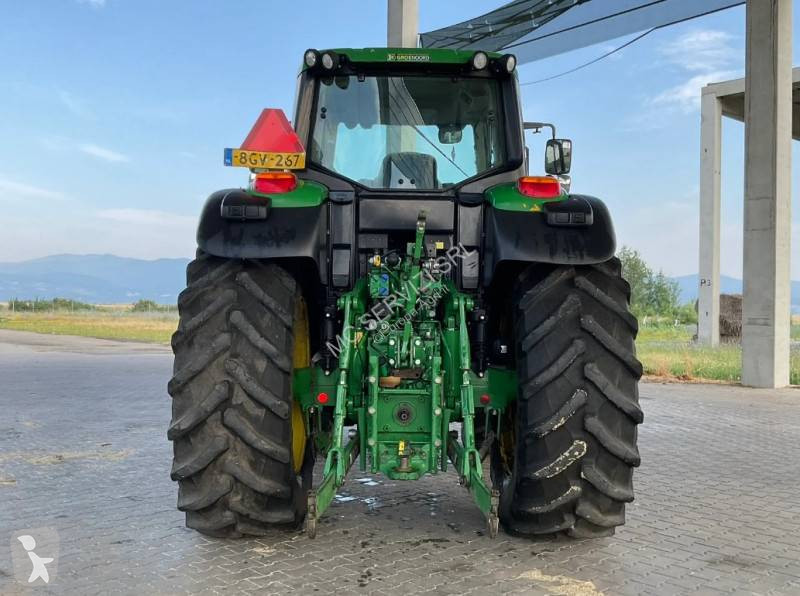 Lantbrukstraktor John Deere 6195M