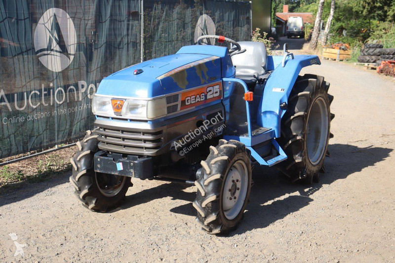 جرار زراعي Iseki TG25F