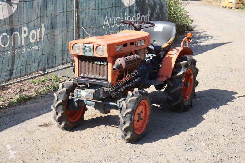 Tractor Kubota B6001