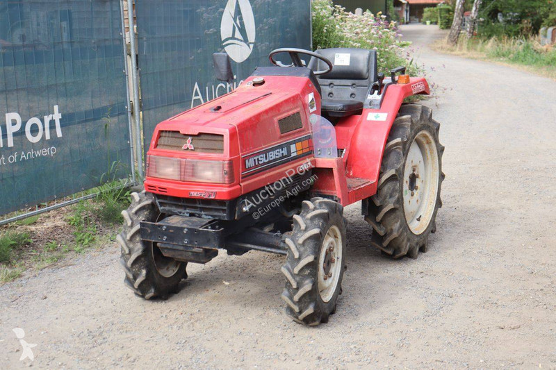 Tractor Mitsubishi MT20