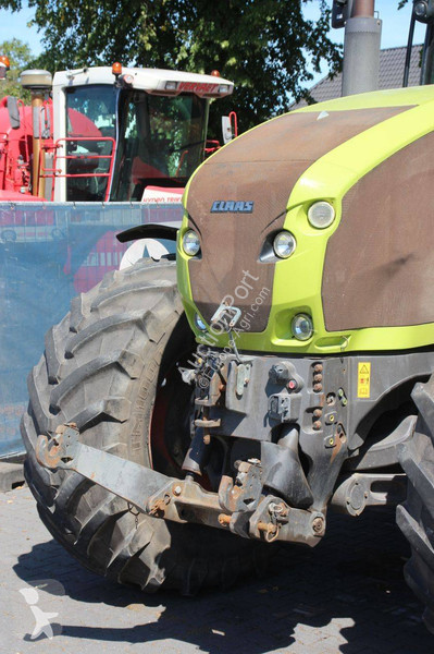 Tracteur agricole Claas Axion 930
