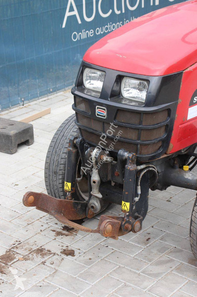 Tractor Shibaura ST318H