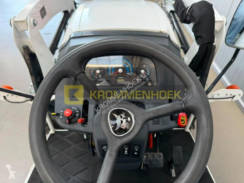 Zemědělský traktor  CT 2025 Front loader FL7