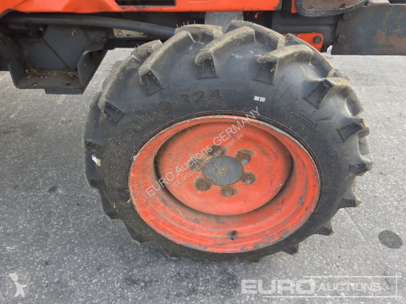 Tractor Kubota ST30