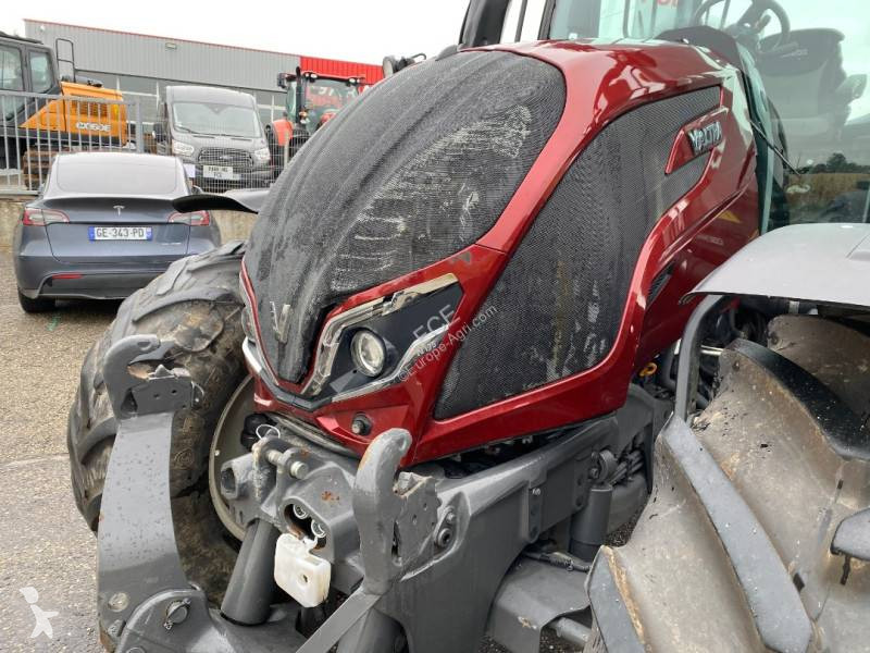 Tracteur agricole Valtra N175/DIRECT UNLIMITED...