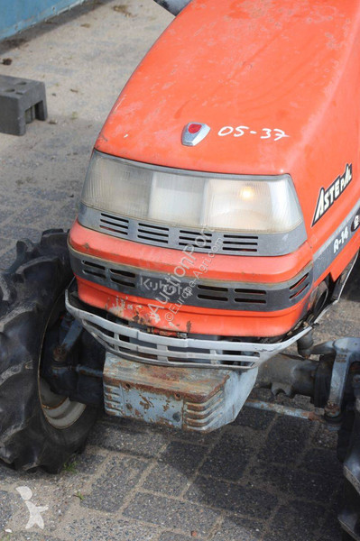 Сільськогосподарський трактор Kubota A-14