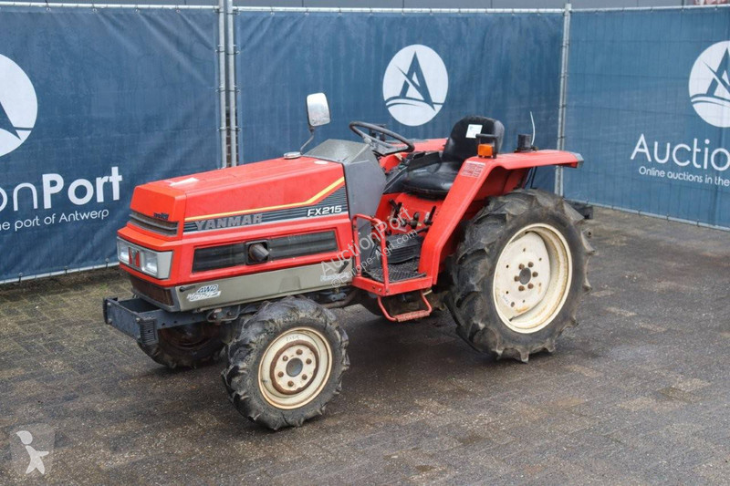 Сільськогосподарський трактор Yanmar...