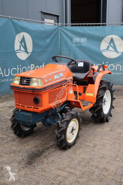 Сільськогосподарський трактор Kubota B1-14 Bulltra