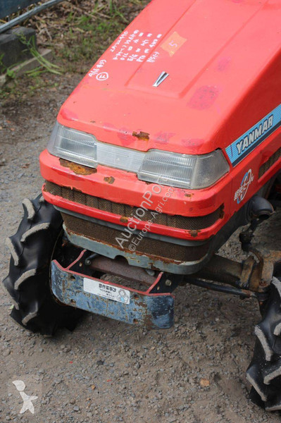 Сільськогосподарський трактор Yanmar Ke-2D