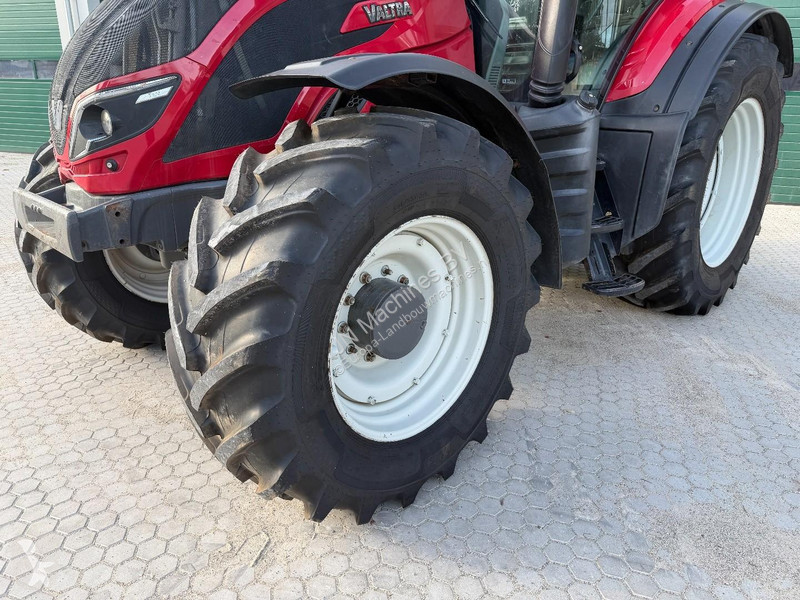 Ciągnik Valtra T 174 GOOD TIRES