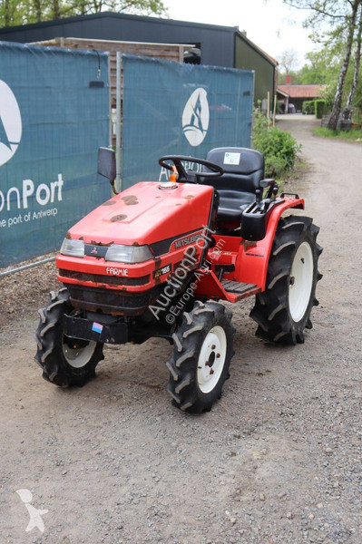 Mitsubishi MT15F tractor