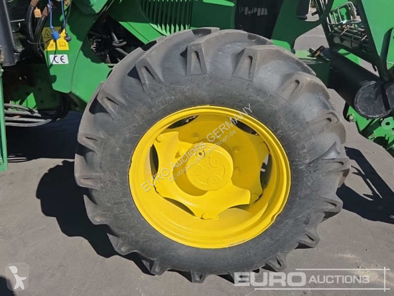 Tractor John Deere 5820