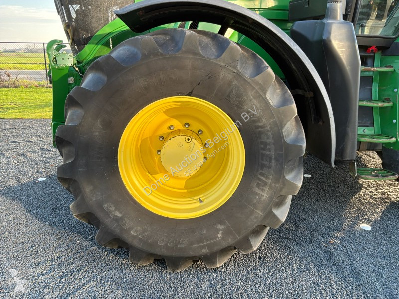 Tractor John Deere 6210R