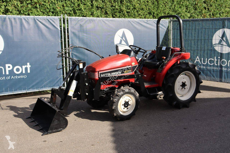 Tractor agrícola Mitsubishi MT205
