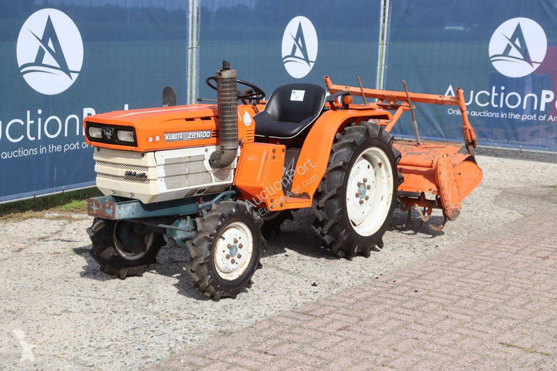 Tracteur agricole Kubota ZB1600