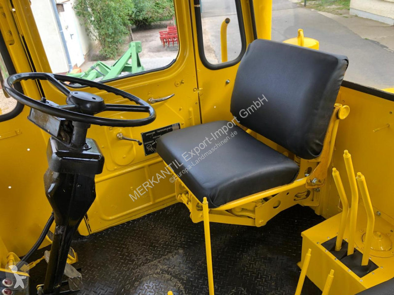 Tractor   K700A V8