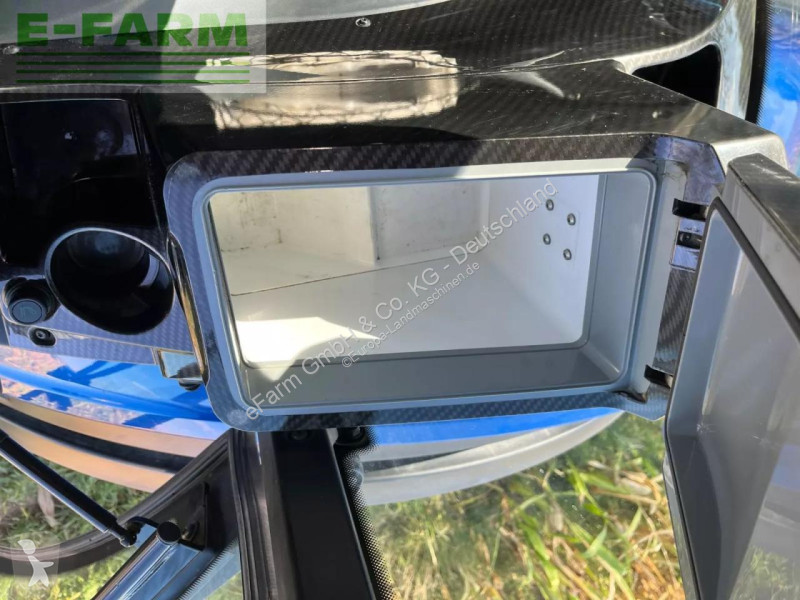 Tracteur agricole Valtra  t234 direct