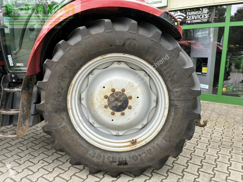 Tractor Case  farmall 105 u