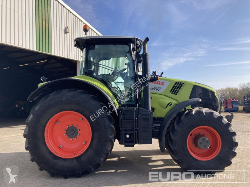 Tractor Claas Axion 830 CMATIC