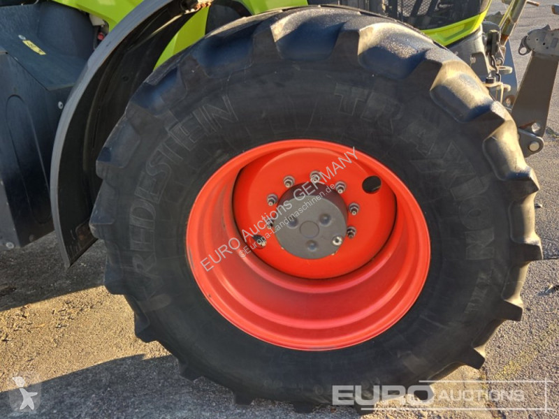 Tracteur agricole Claas Axion 810 CMATIC