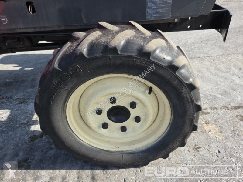 Tractor Yanmar F20D