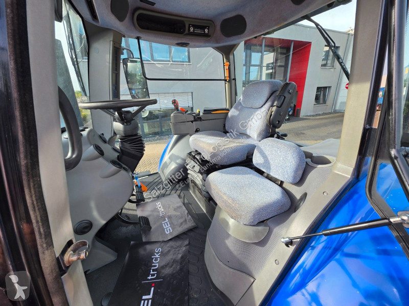 Tracteur agricole New Holland TG 230