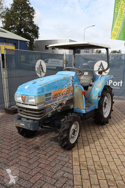Tracteur agricole Iseki Geas 21
