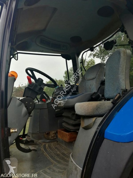 Tracteur agricole New Holland TSA 100