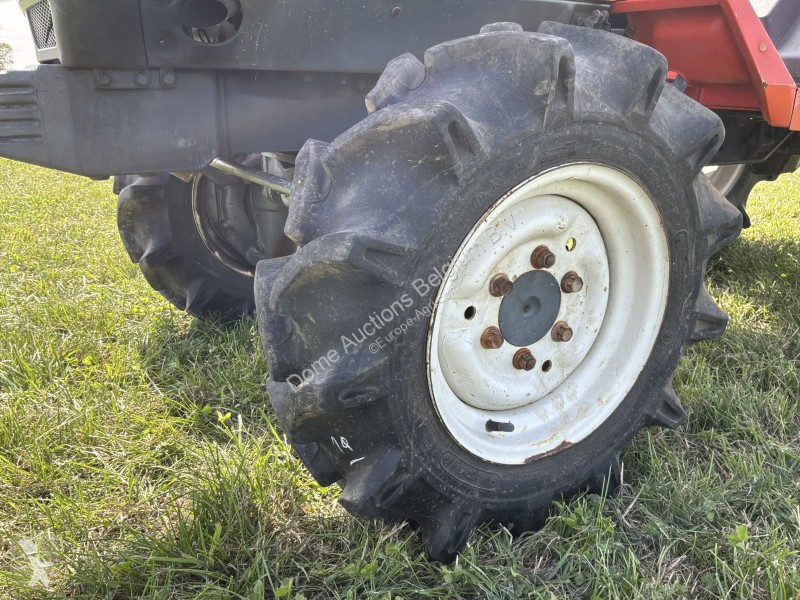 Tracteur agricole Kubota Aste A175