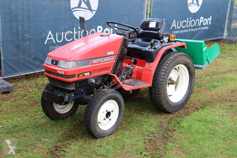 Zemědělský traktor Mitsubishi MT15F