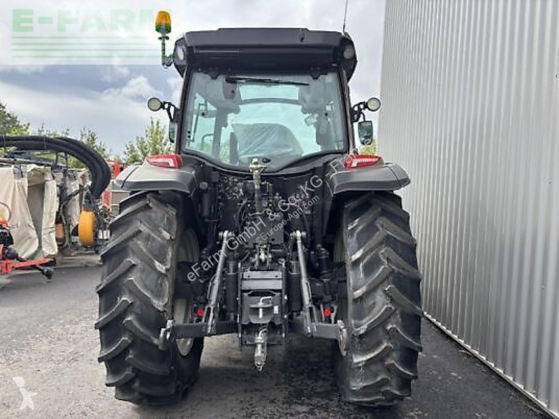 Tractor Valtra  a115