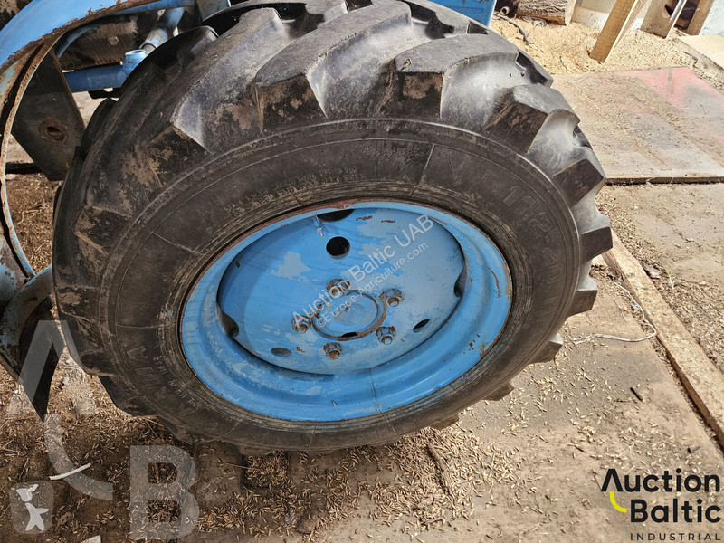 Tractor  MTZ Belarus-82