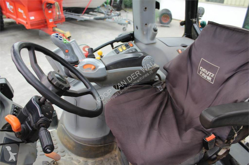 Tracteur agricole Deutz-Fahr